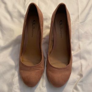 ModCloth (Chinese Laundry) Suede Wedge Pumps